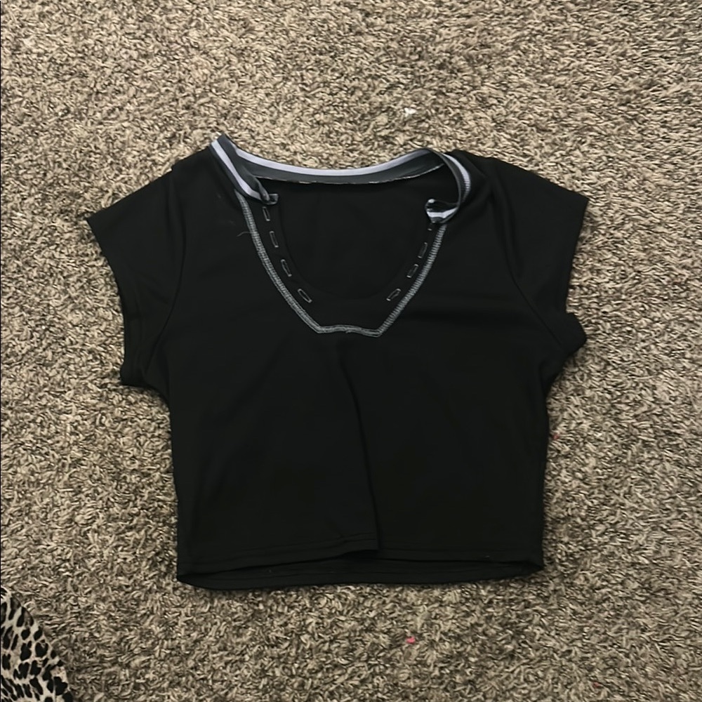 Amazon Black Fitted Crop T-Shirt